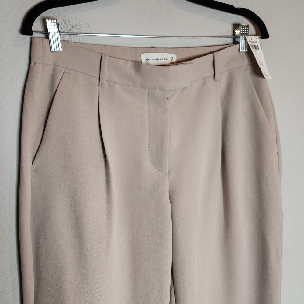 Abercrombie & Fitch Women's Light Taupe Straight-Leg Trousers - Picture 11 of 16